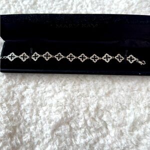 Mary Kay Bracelet - 9 1/2” Total Length